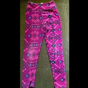 Cute Lularoe Kids leggings Size S/M
